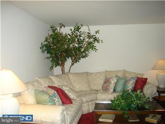 103 Abbey Road Voorhees, NJ 08043 - Photo 12 of 12 Gallery Image 12