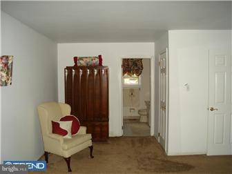103 Abbey Road Voorhees, NJ 08043 - Photo 9 of 12 Gallery Image 9