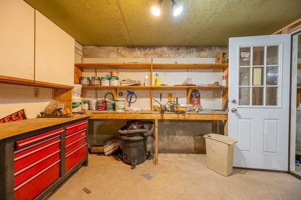 9 Gale Road Charlton, MA 01507 - Photo 27 of 38