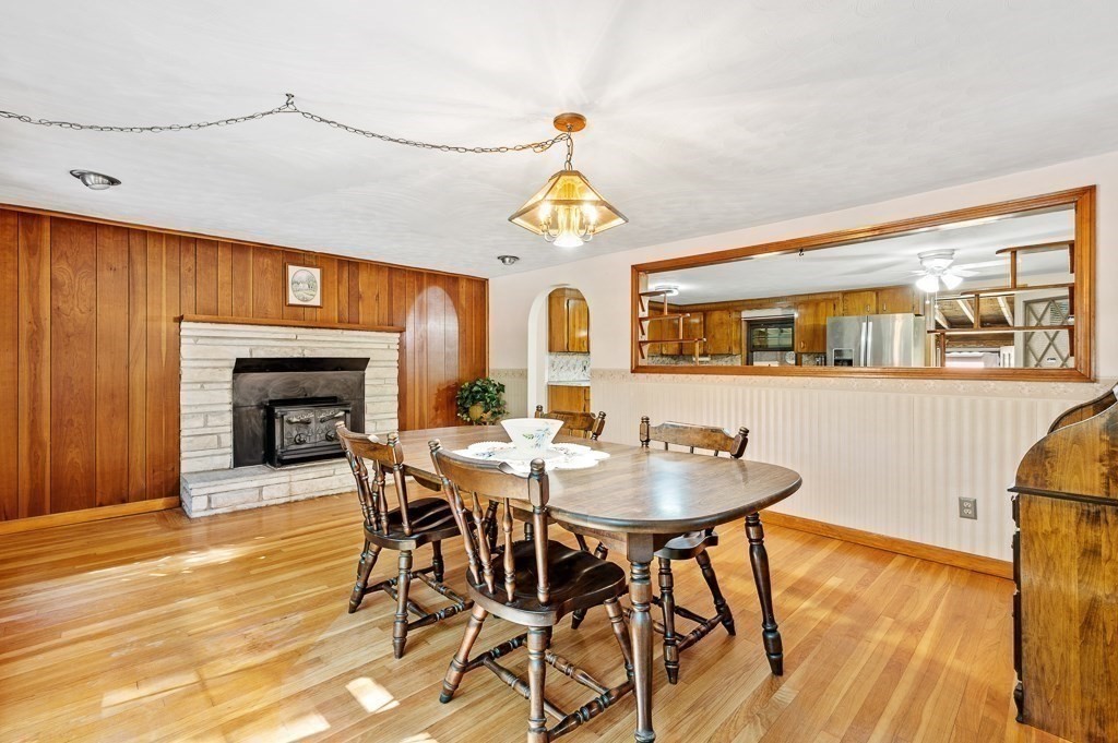 9 Gale Road Charlton, MA 01507 - Photo 8 of 38