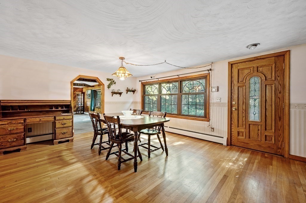 9 Gale Road Charlton, MA 01507 - Photo 9 of 38
