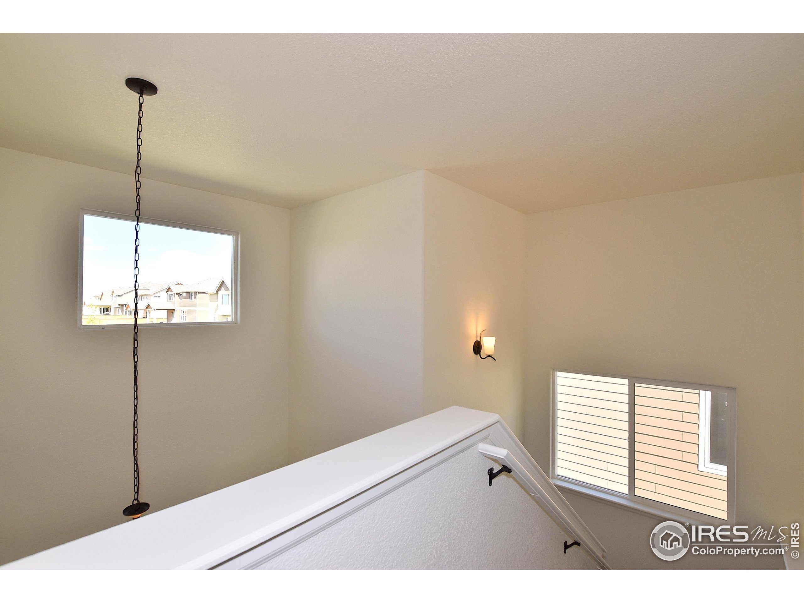 620 87th Avenue Greeley, CO 80634 - Photo 23 of 39 a bathroom with a window