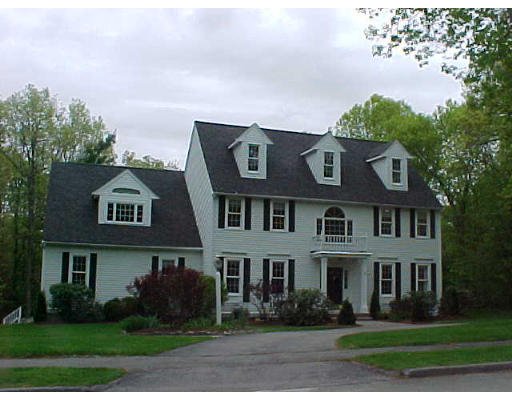 4 Fieldstone Path Walpole, MA 02081 - Photo 1 of 13 Gallery Image 1