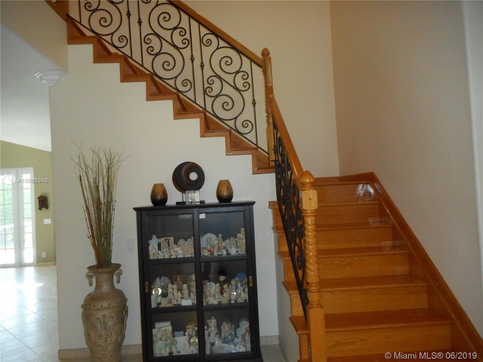 3862 Falcon Ridge Circle Weston, FL 33331 - Photo 14 of 37 Gallery Image 14