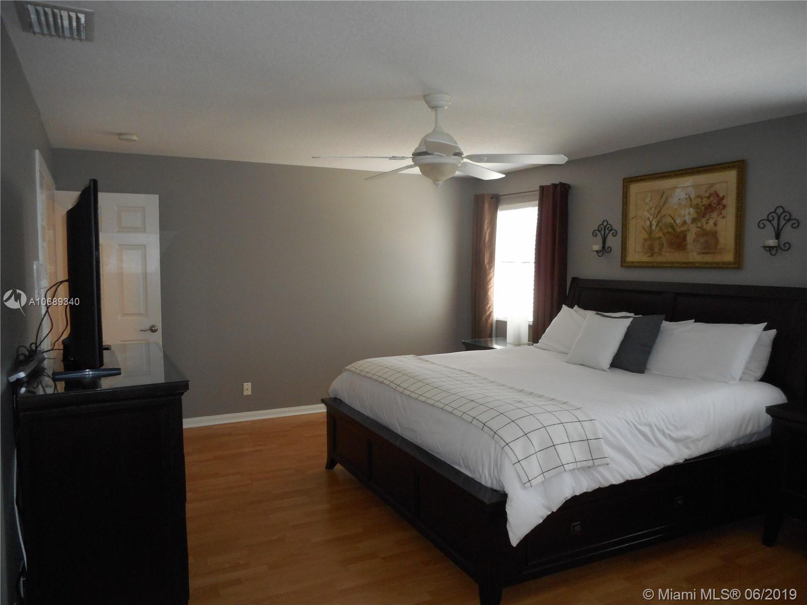 3862 Falcon Ridge Circle Weston, FL 33331 - Photo 21 of 37 Gallery Image 21