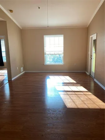 $1,595 | 2406 Courtney Meadows Court, Unit 302, Tampa, FL 33619