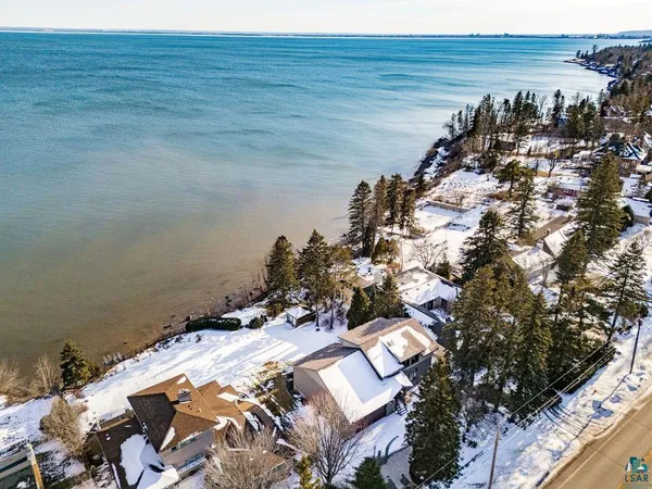 $1,395,000 | 5220 London Road, Duluth, MN 55804
