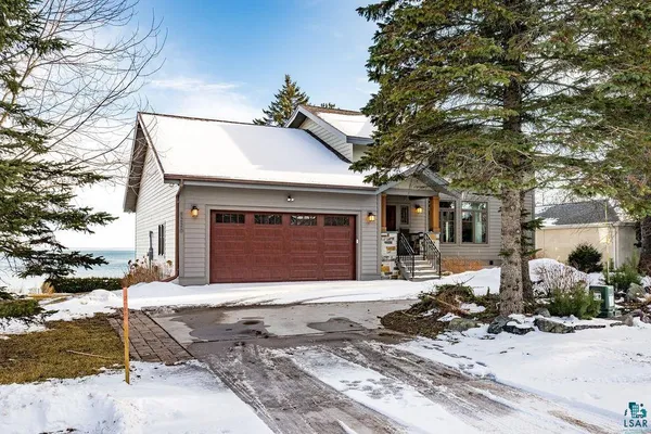 $1,395,000 | 5220 London Road, Duluth, MN 55804