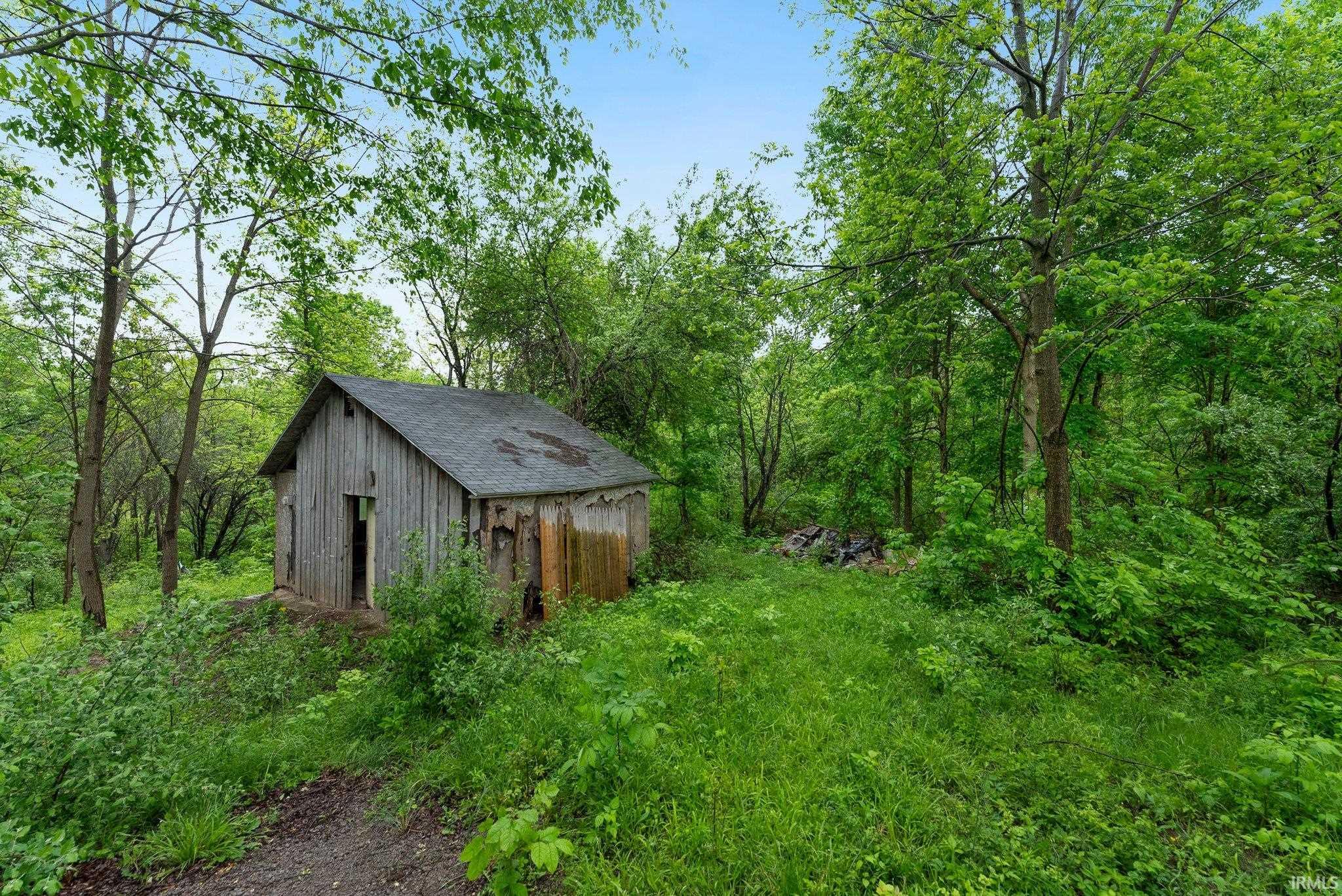 841 Highway 5 Larwill, IN 46764 - Photo 8 of 13