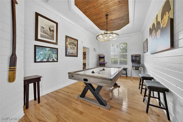 $1,399,000 | 1041 South Town And River Drive, Fort Myers, FL 33919