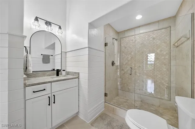 $1,399,000 | 1041 South Town And River Drive, Fort Myers, FL 33919