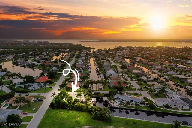 $1,399,000 | 1041 South Town And River Drive, Fort Myers, FL 33919