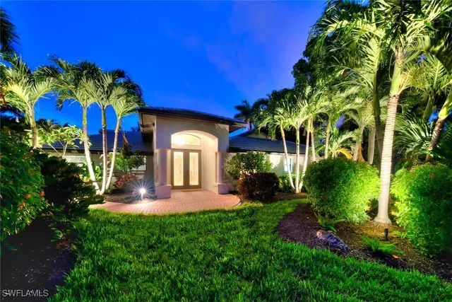 $1,399,000 | 1041 South Town And River Drive, Fort Myers, FL 33919