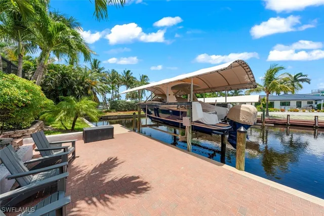 $1,399,000 | 1041 South Town And River Drive, Fort Myers, FL 33919
