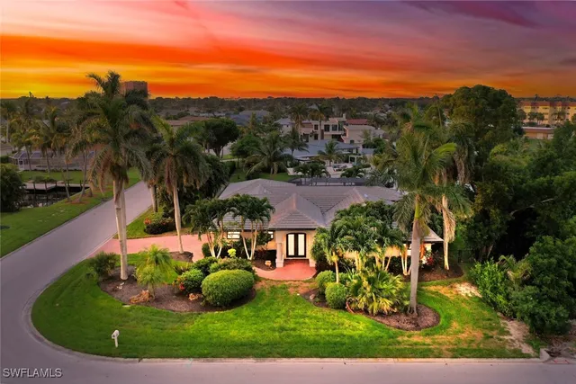 $1,399,000 | 1041 South Town And River Drive, Fort Myers, FL 33919