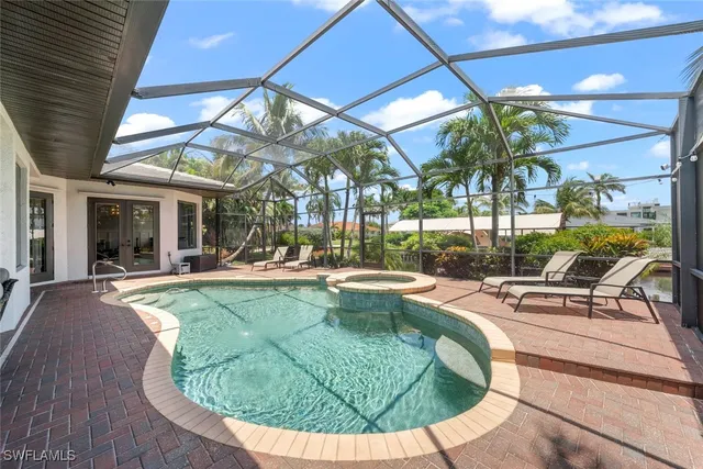 $1,399,000 | 1041 South Town And River Drive, Fort Myers, FL 33919