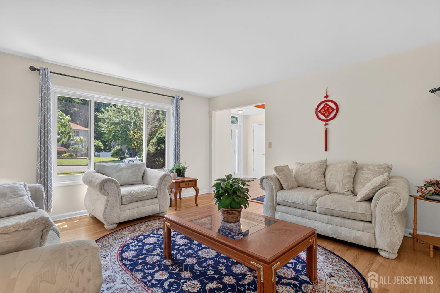 14 Gallo Way Edison, NJ 08820 - Photo 6 of 38
