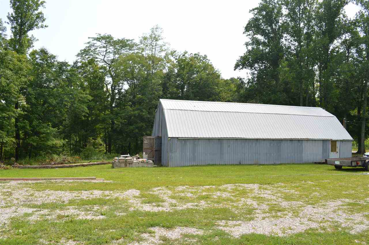 1484 Ditney Ridge Road Bedford, IN 47421 - Photo 2 of 5 Gallery Image 2