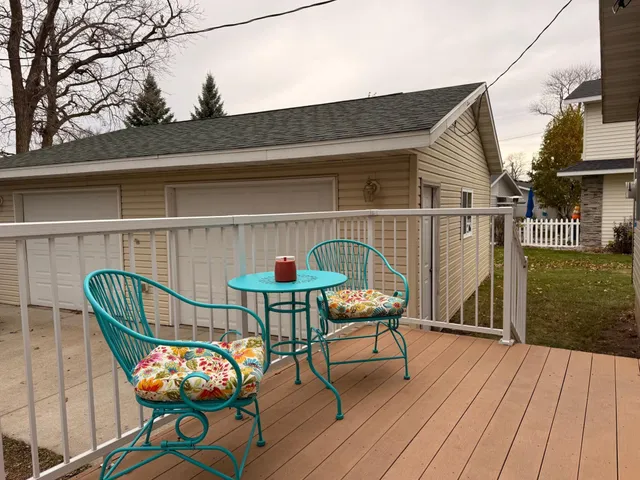 $750,000 | 1590 West Lake Drive, Detroit Lakes, MN 56501