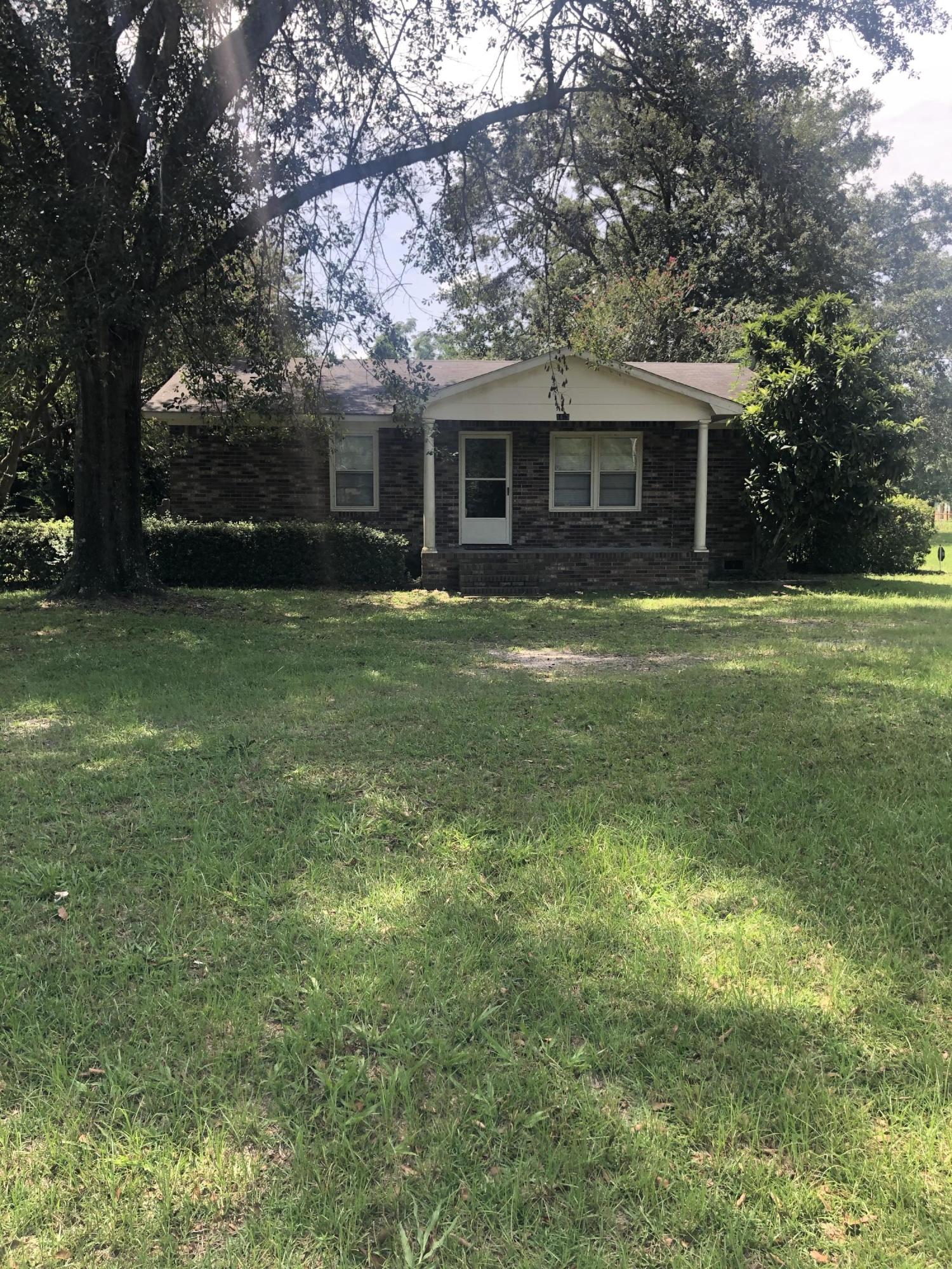 1413 Beach Road Walterboro, SC 29488 - Photo 1 of 21 qfqq0ThTS36A0fHYHtvrxQ