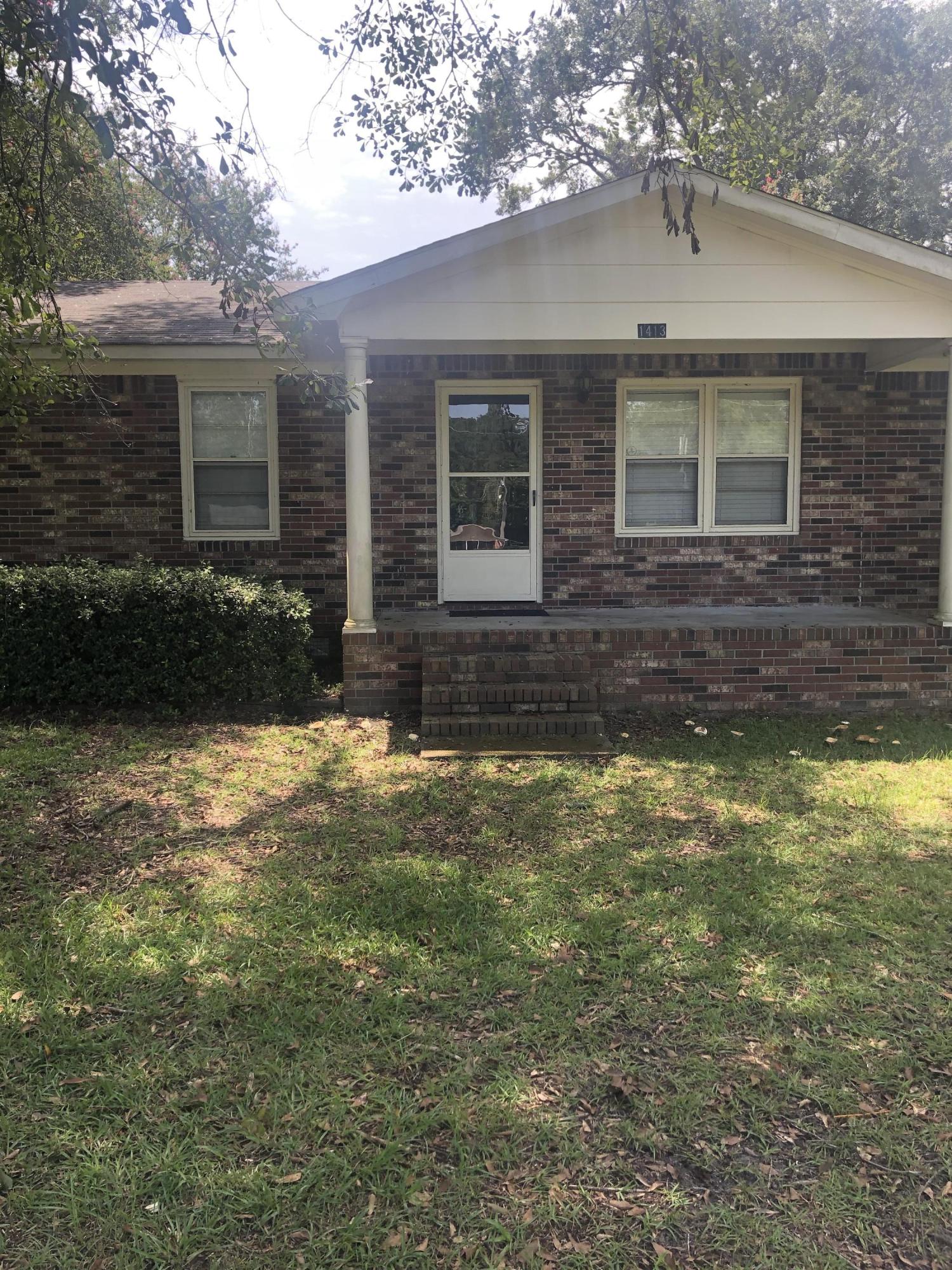 1413 Beach Road Walterboro, SC 29488 - Photo 4 of 21 YKdaE68dRy2kpvbeNtLSeQ
