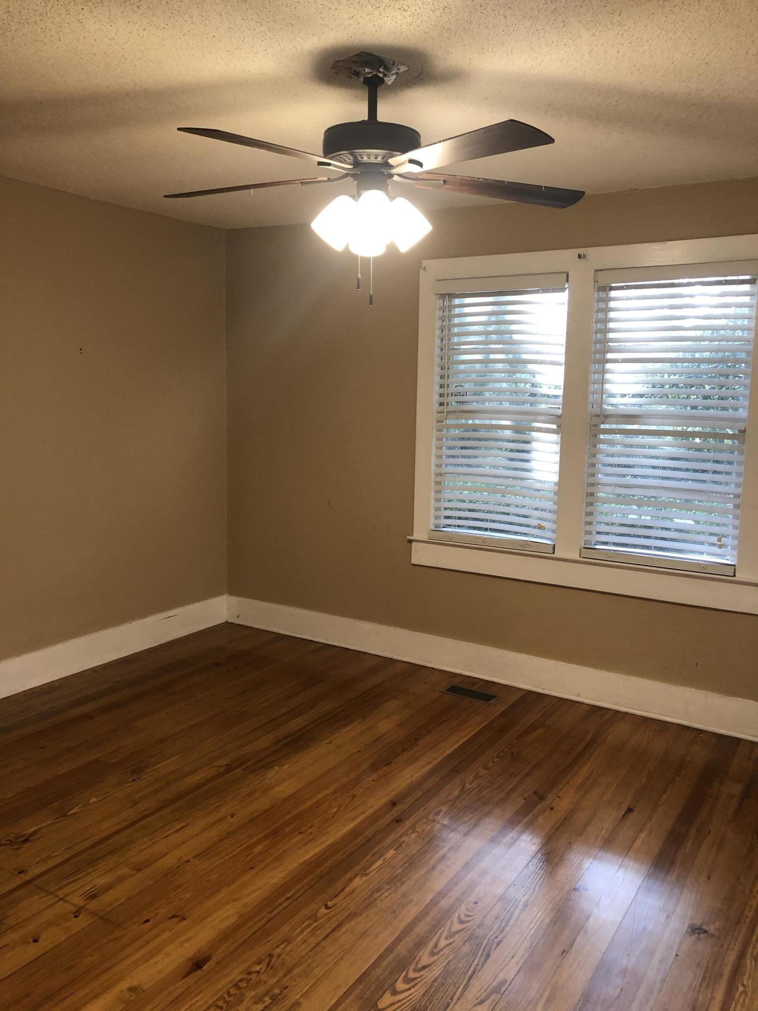 1413 Beach Road Walterboro, SC 29488 - Photo 10 of 21 4qBel4ygRemAE5xnWy9LGg
