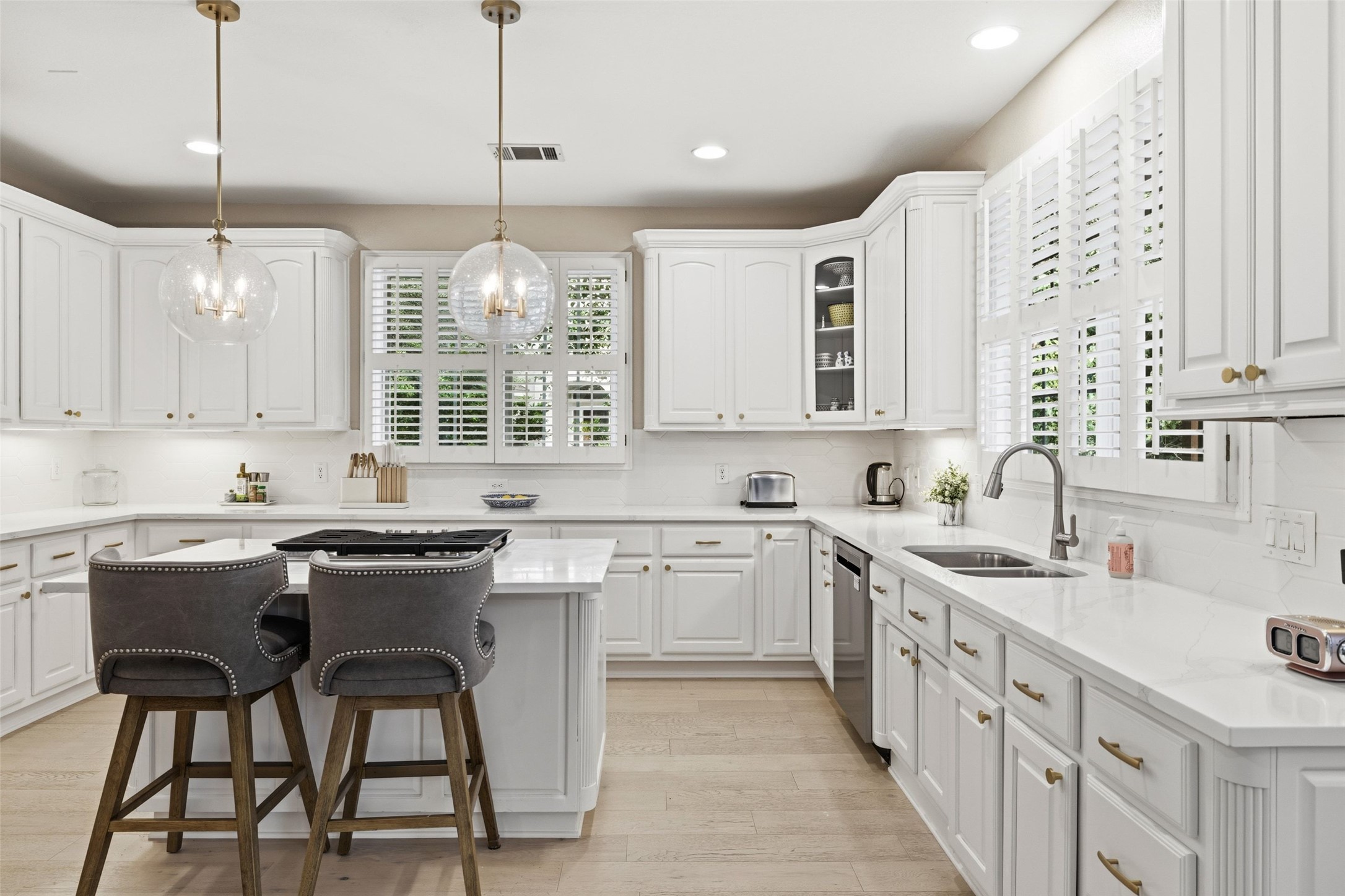 3209 Rustic River Cove Austin, TX 78746 - Photo 9 of 23 Gallery Image 9