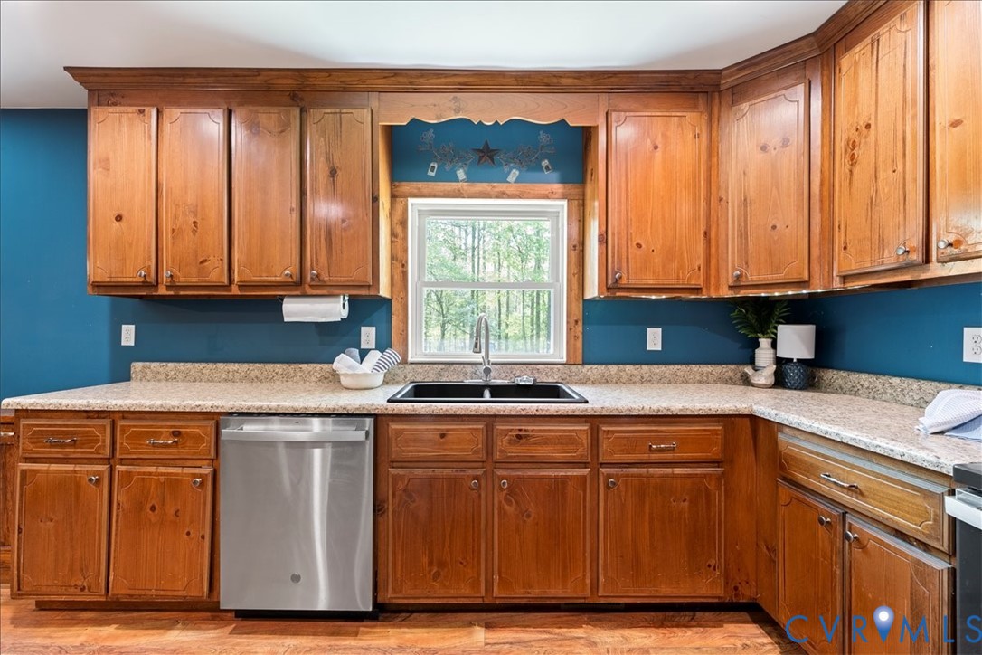 4295 Lockin Road Powhatan, VA 23139 - Photo 7 of 23