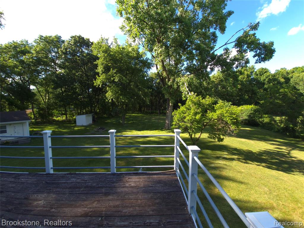 4890 Whipple Lake Road Clarkston, MI 48348 - Photo 28 of 40