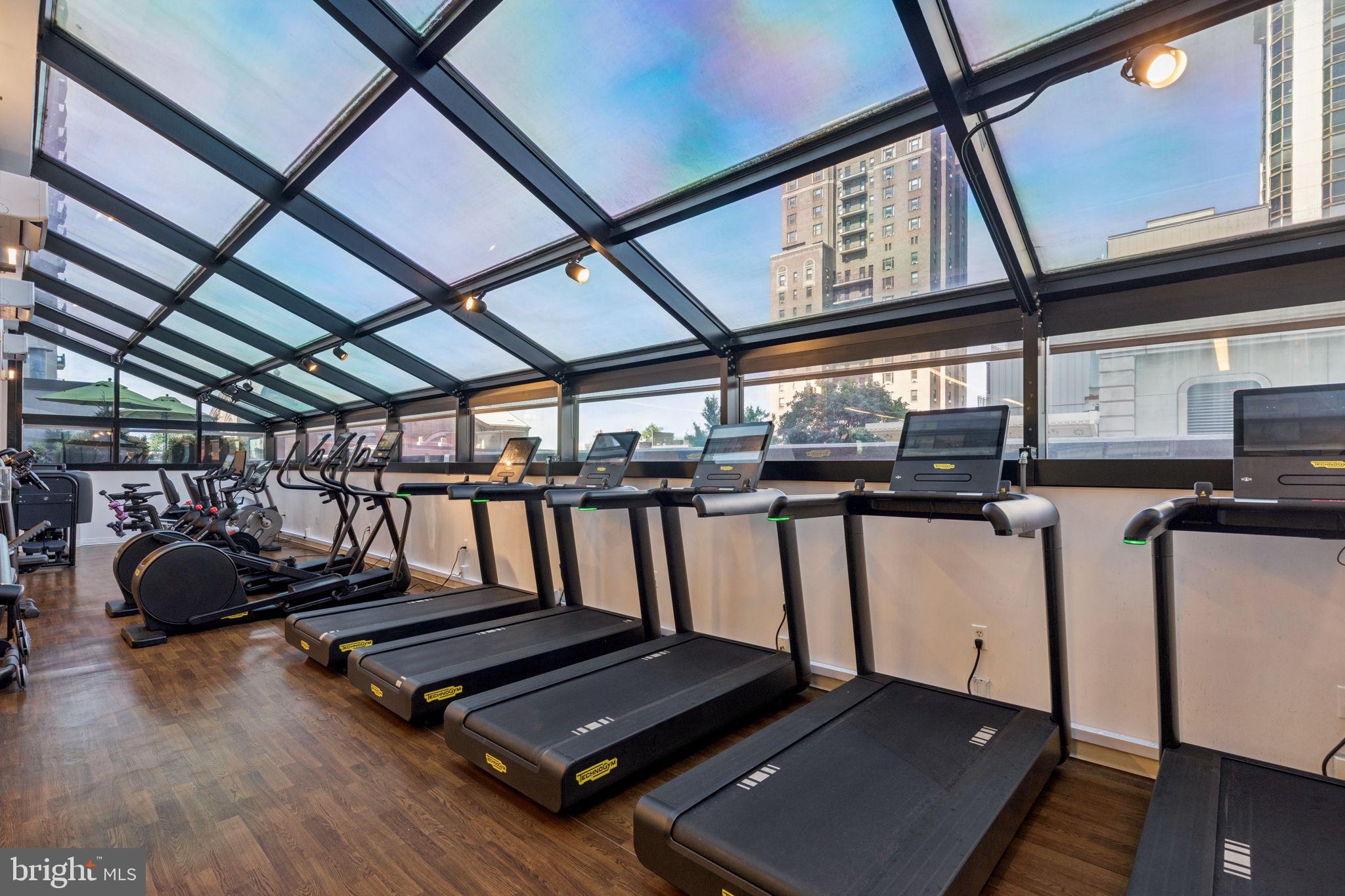 202-10 West Rittenhouse Square, Unit 1705 Philadelphia, PA 19103 - Photo 26 of 28 a view of gym