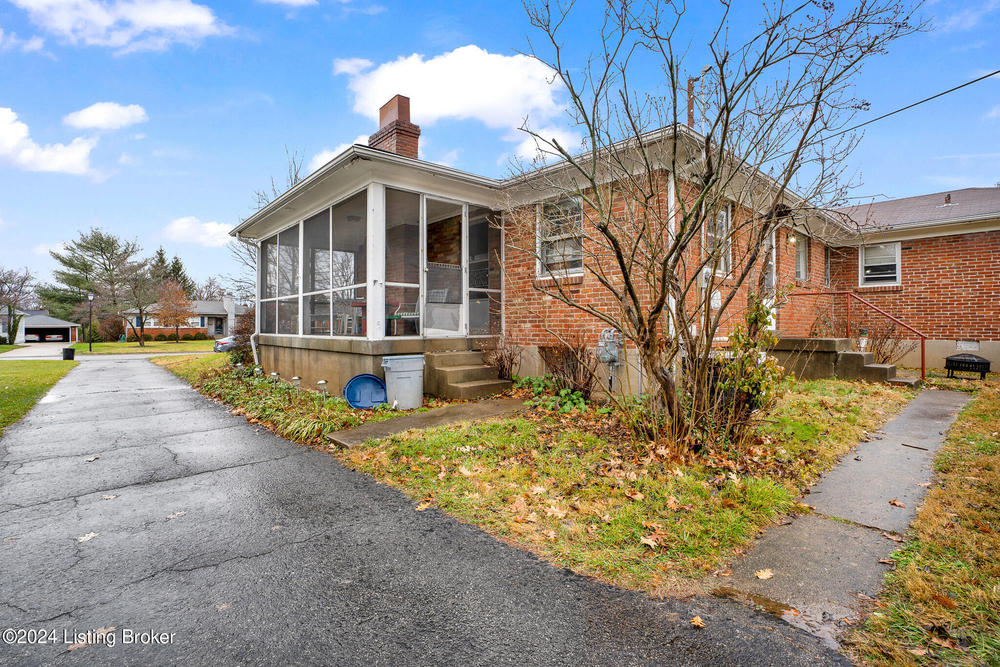 4416 Lincoln Road Louisville, KY 40220 - Photo 44 of 50 Side