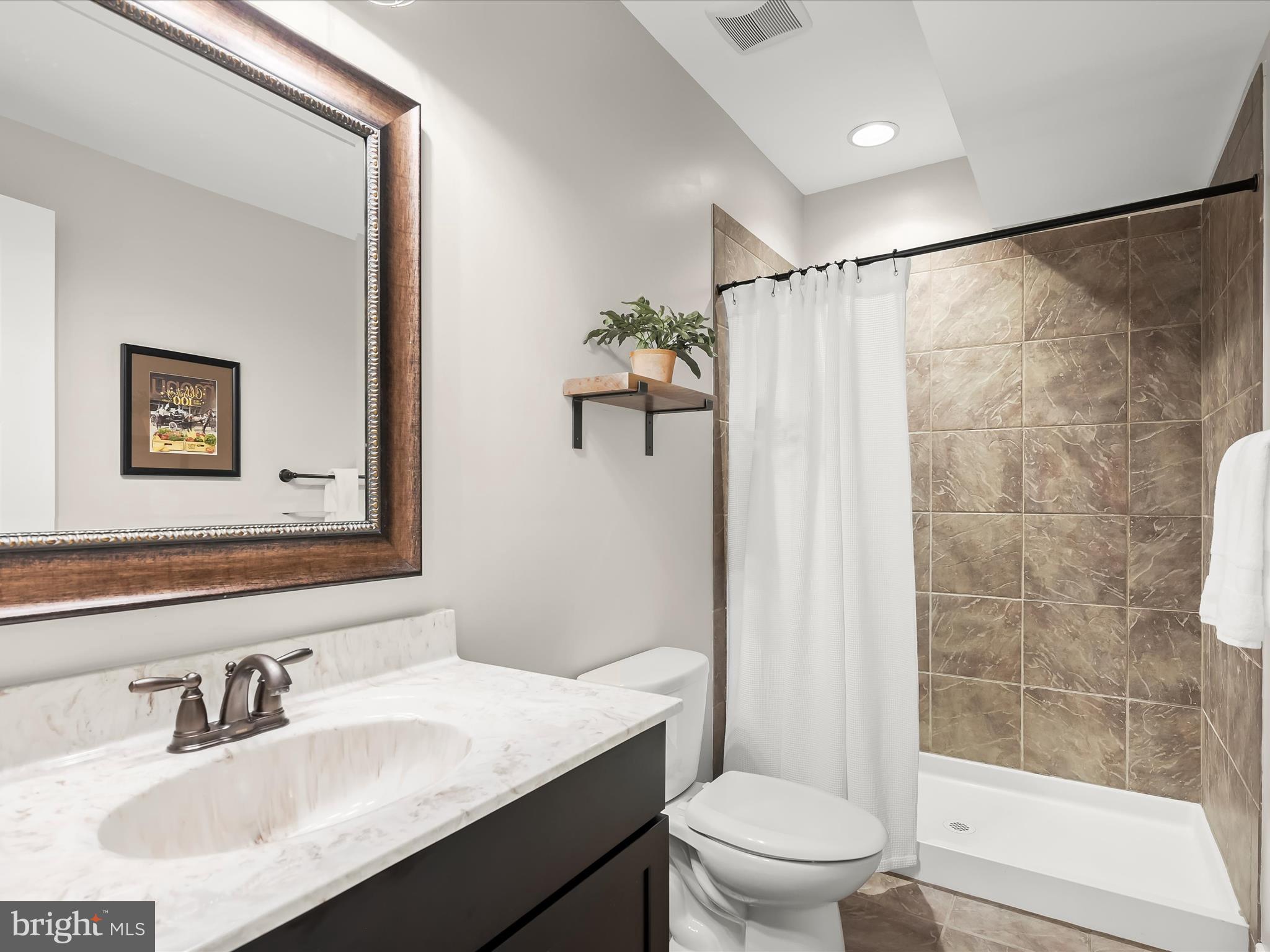 17263 Hardy Road Mount Airy, MD 21771 - Photo 68 of 98 Full Bath