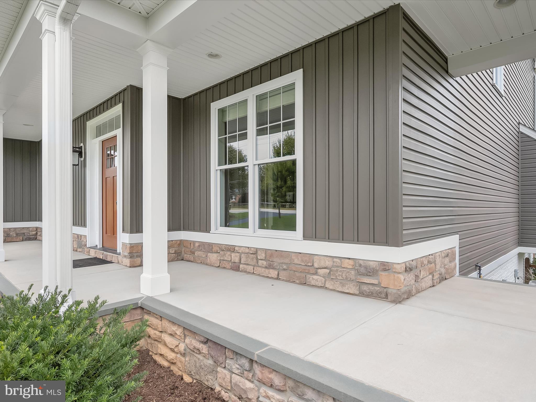 17263 Hardy Road Mount Airy, MD 21771 - Photo 75 of 98 Covered Front Porch