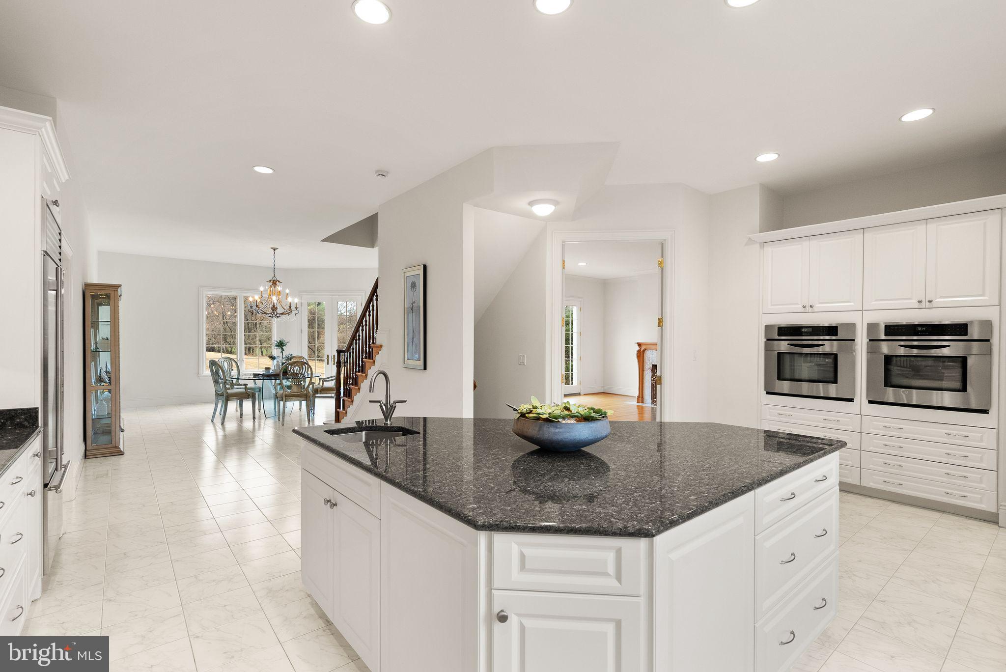 13500 River Road Potomac, MD 20854 - Photo 20 of 60