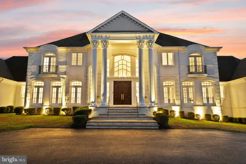 $2,598,000 | 13500 River Road, Potomac, MD 20854