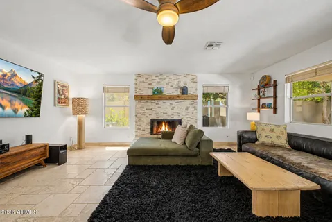 $715,000 | 7826 West Kerry Lane, Glendale, AZ 85308
