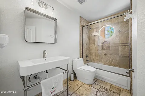 $715,000 | 7826 West Kerry Lane, Glendale, AZ 85308