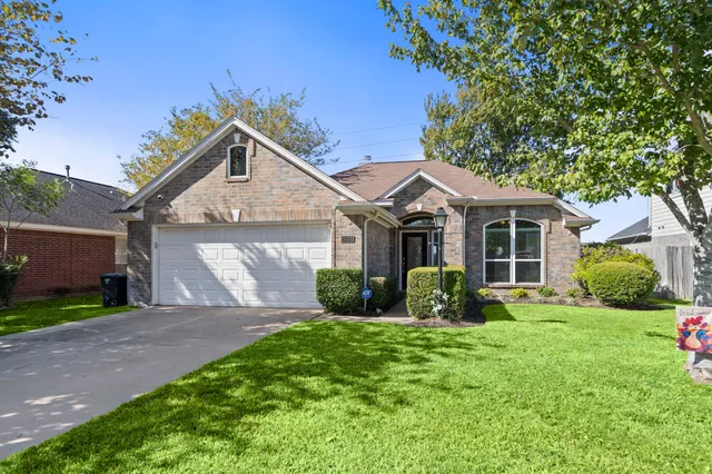 $275,000 | 6231 Pleasant Stream Drive, Cypress, TX 77433