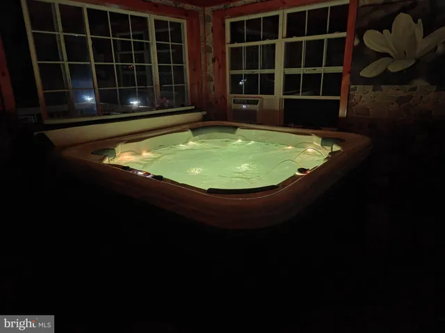 $599,000 | 198 North Hunter Run Road, Howard, PA 16841