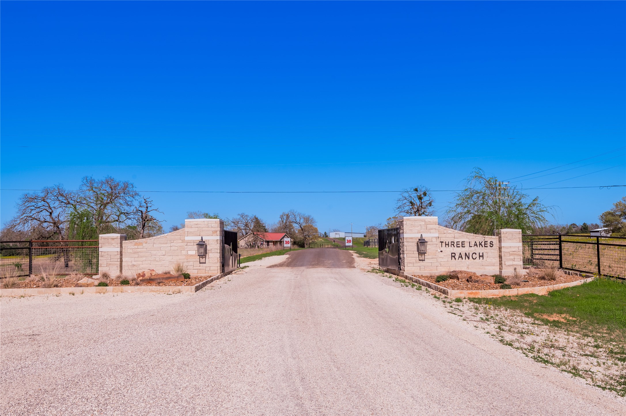 53 Pr 1315 Road Centerville, TX 75833 - Photo 3 of 8