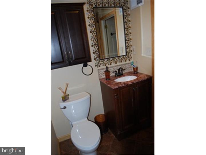316 Earlington Road Havertown, PA 19083 - Photo 14 of 16