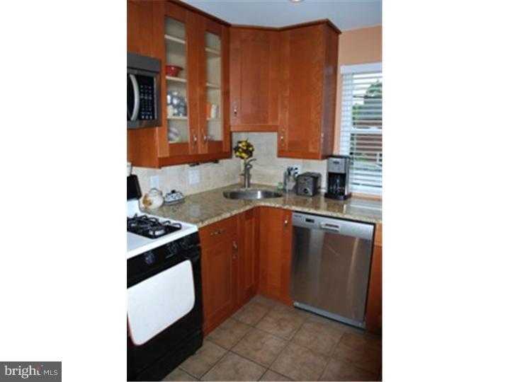 316 Earlington Road Havertown, PA 19083 - Photo 6 of 16