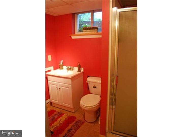 316 Earlington Road Havertown, PA 19083 - Photo 10 of 16