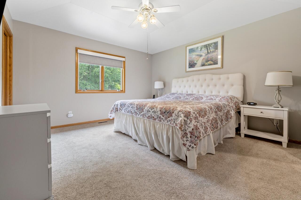 10862 Silver Lake Road South Lyon, MI 48178 - Photo 21 of 52 10682 Silver Lake-163 Large