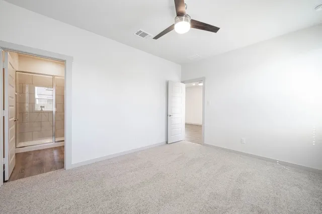 $1,800 | 225 New Hampton Way, San Marcos, TX 78666