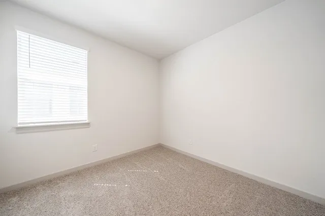 $1,800 | 225 New Hampton Way, San Marcos, TX 78666