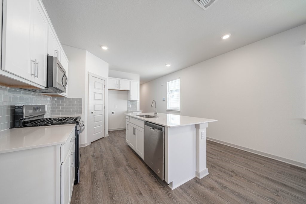 225 New Hampton Way San Marcos, TX 78666 - Photo 10 of 34