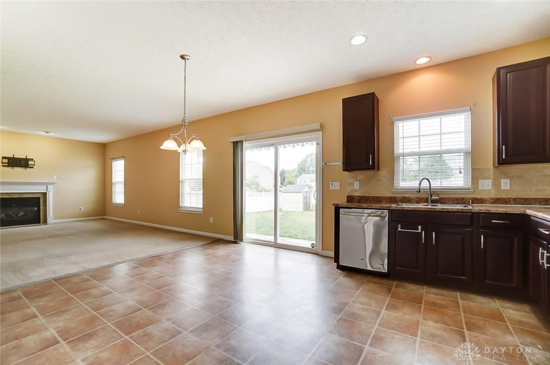 2078 Matt Way Riverside, OH 45424 - Photo 11 of 53