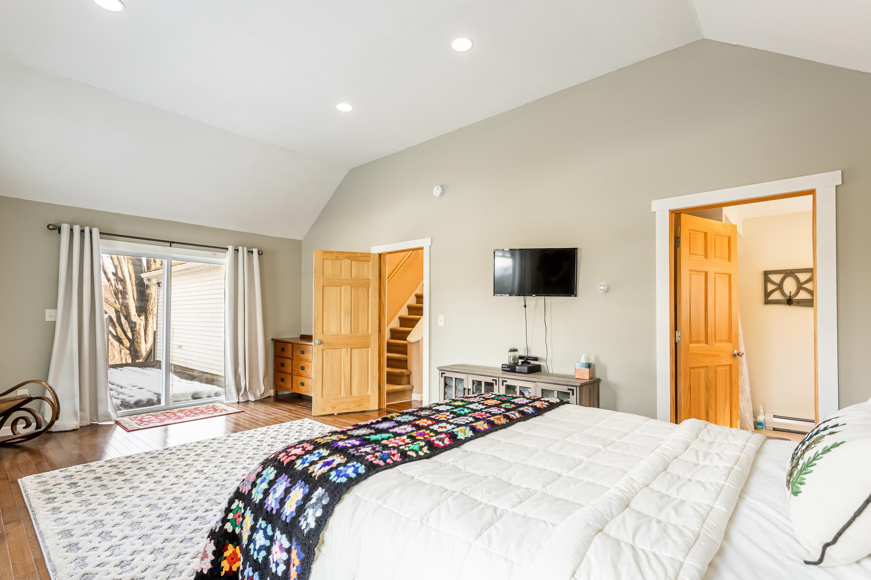 3247 West Proctor Road Rutland Town, VT 05765 - Photo 19 of 38