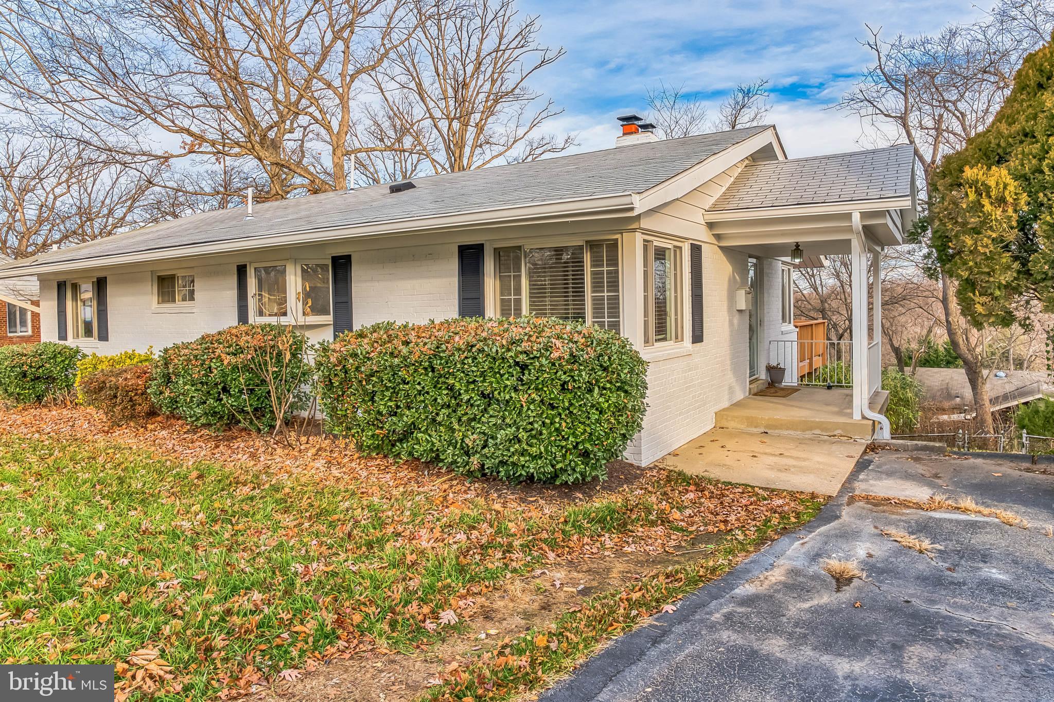 7016 Donna Circle Annandale, VA 22003 - Photo 1 of 30 front view of a house